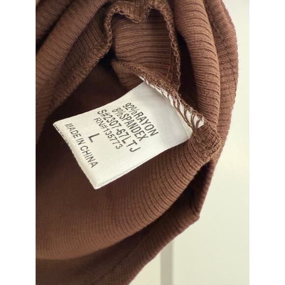 $36 New Talulah Square neck Ribbed Crop Tee - Brown - Large - Picture 4 of 6